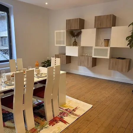 Moderne En Centre-ville De Pour 4 Personnes Avec Wifi Lägenhet
