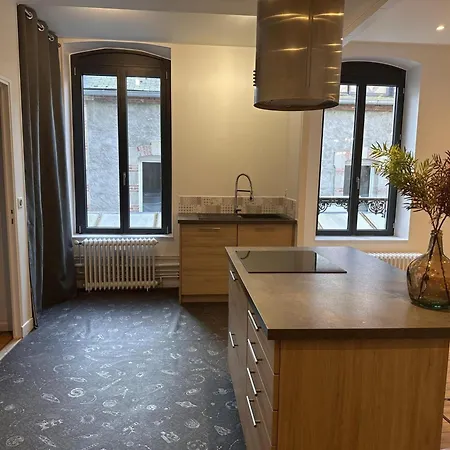 Moderne En Centre-ville De Pour 4 Personnes Avec Wifi Lägenhet